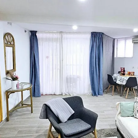 Chic La Caleta 公寓 La Medida