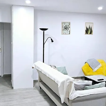 Chic La Caleta Apartment La Medida