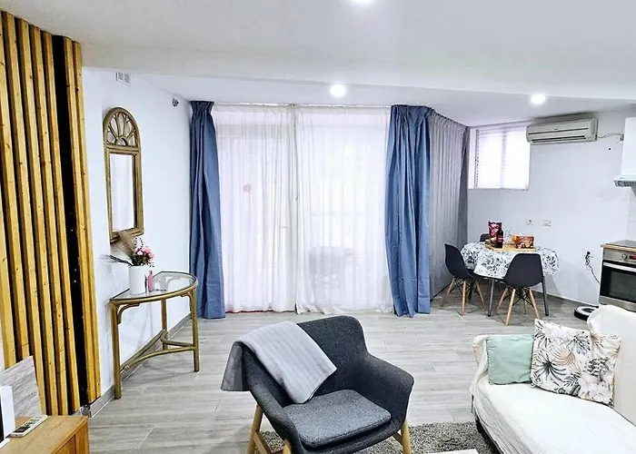 Chic La Caleta Apartamento La Medida